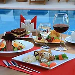 Hotel Ege Tulip Çeşme