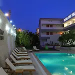 Ege Tulip Çeşme