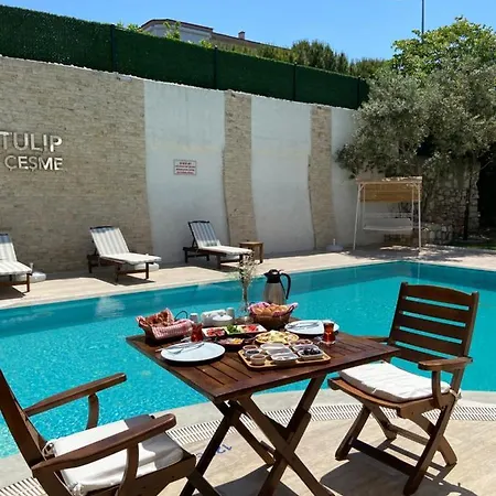 Hotell Ege Tulip Çeşme