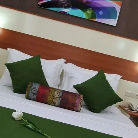 Ege Tulip Hotell 4*