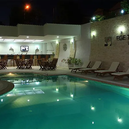 Ege Tulip 4*